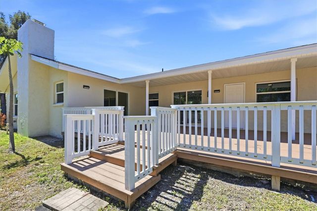 5251 BUNYAN STREET, Sarasota, FL 34232