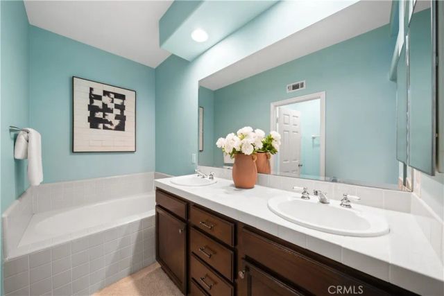 2894 Player Ln, Tustin, CA 92782