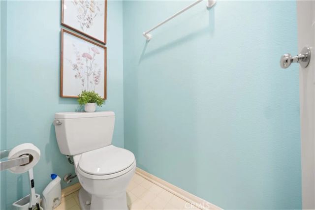 2894 Player Ln, Tustin, CA 92782