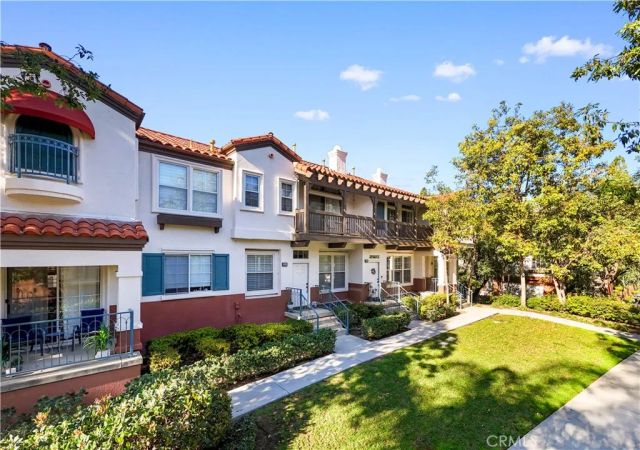 2894 Player Ln, Tustin, CA 92782