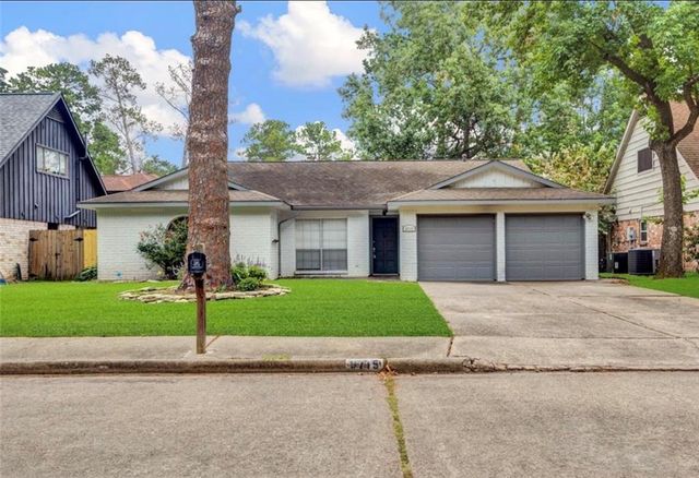 9715 Ballin David Drive, Spring, TX 77379