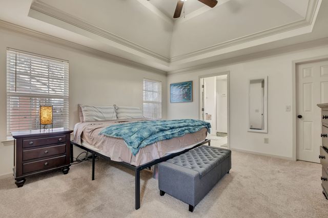 101 Knights Bridge Station, Hendersonville, TN 37075