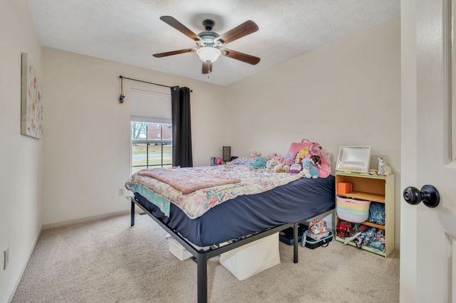 101 Knights Bridge Station, Hendersonville, TN 37075