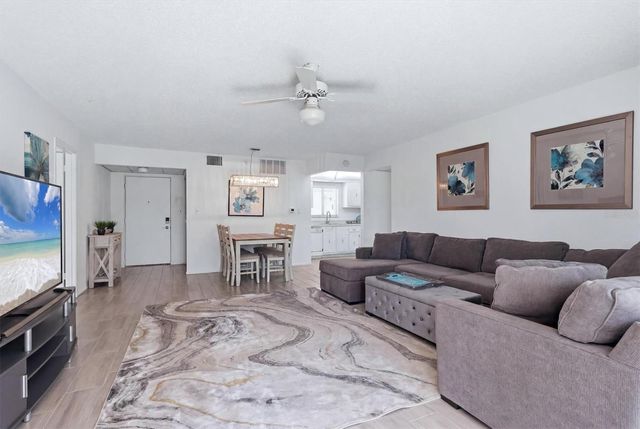 1714 69TH AVENUE W A303, Bradenton, FL 34207