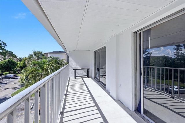 1714 69TH AVENUE W A303, Bradenton, FL 34207