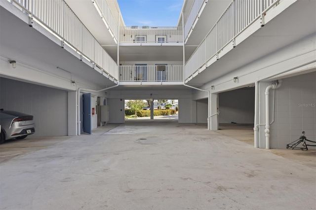 1714 69TH AVENUE W A303, Bradenton, FL 34207