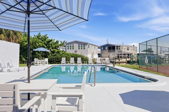 1714 69TH AVENUE W A303, Bradenton, FL 34207