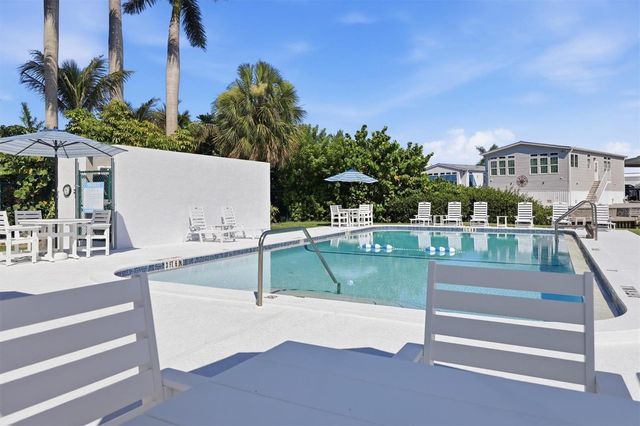 1714 69TH AVENUE W A303, Bradenton, FL 34207