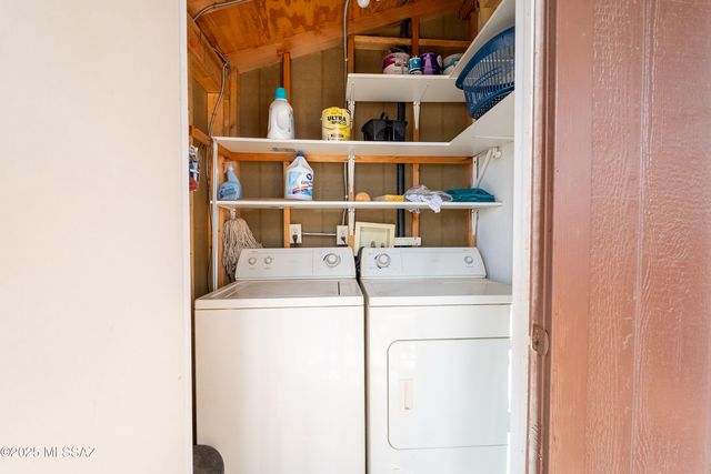 174 S Paseo Tierra Apt C, Green Valley, AZ 85614