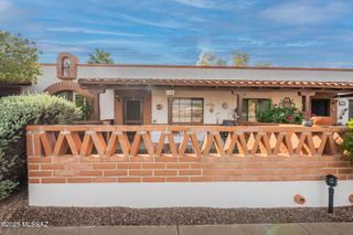 174 S Paseo Tierra Apt C, Green Valley, AZ 85614