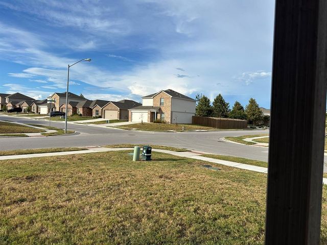 225 Allington CIR, Jarrell, TX 76537