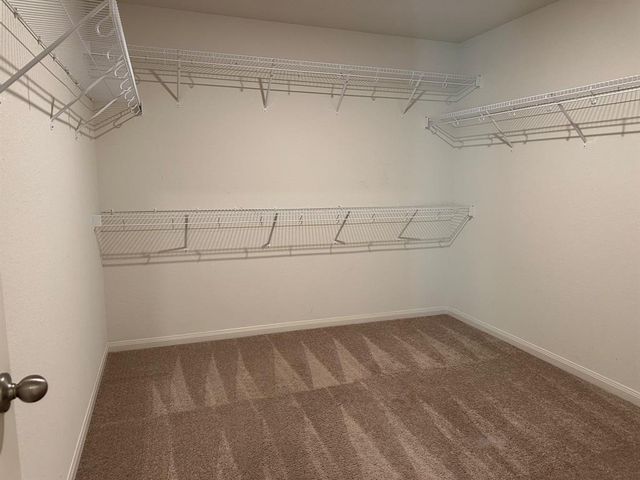 225 Allington CIR, Jarrell, TX 76537