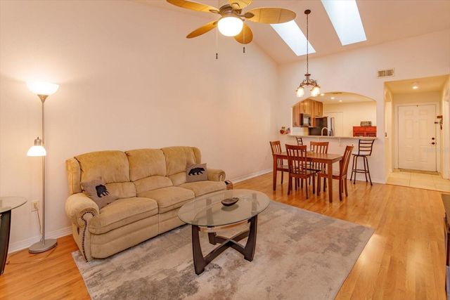 645 LAUREL OAK LANE 113, Altamonte Springs, FL 32701