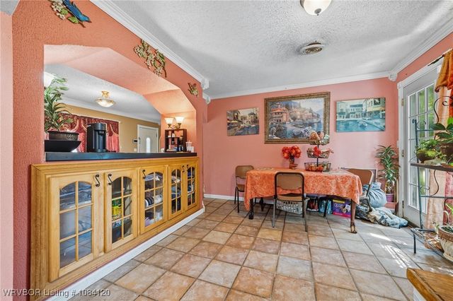 1714 Pleasant Valley Place, Van Buren, AR 72956