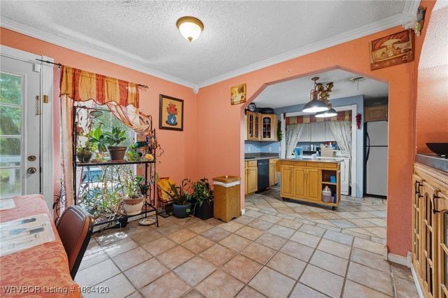 1714 Pleasant Valley Place, Van Buren, AR 72956