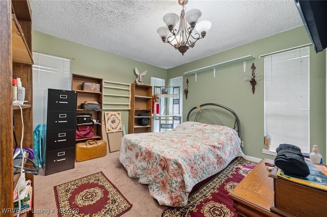 1714 Pleasant Valley Place, Van Buren, AR 72956