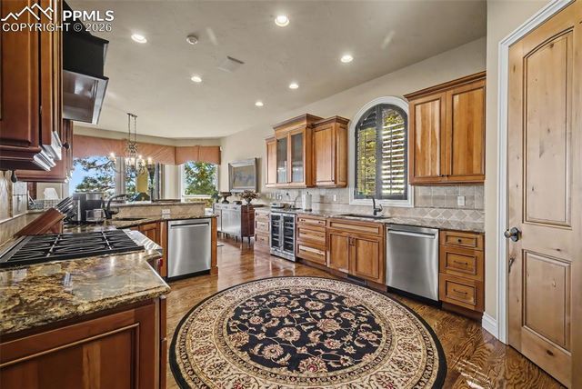 1095 High Lake View, Colorado Springs, CO 80906