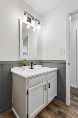 23 Sinton RD, Newport News, VA 23601