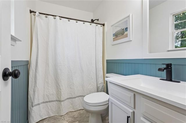 23 Sinton RD, Newport News, VA 23601