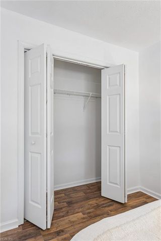 23 Sinton RD, Newport News, VA 23601