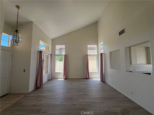 9251 Middlefield Drive, Riverside, CA 92508