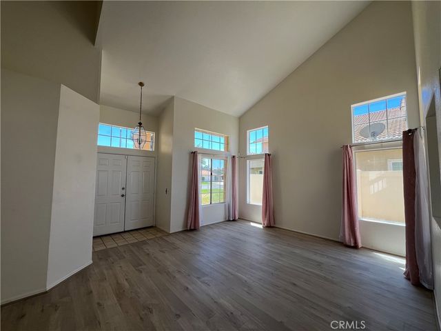 9251 Middlefield Drive, Riverside, CA 92508