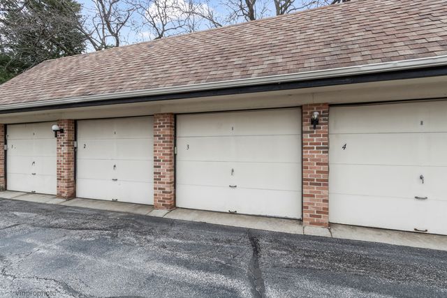 1116 S New Wilke Road 2209, Arlington Heights, IL 60005