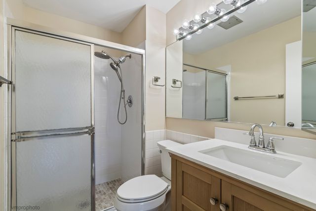 1116 S New Wilke Road 2209, Arlington Heights, IL 60005