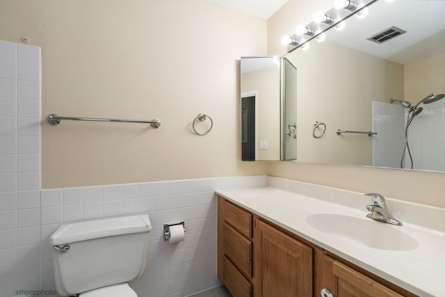 1116 S New Wilke Road 2209, Arlington Heights, IL 60005