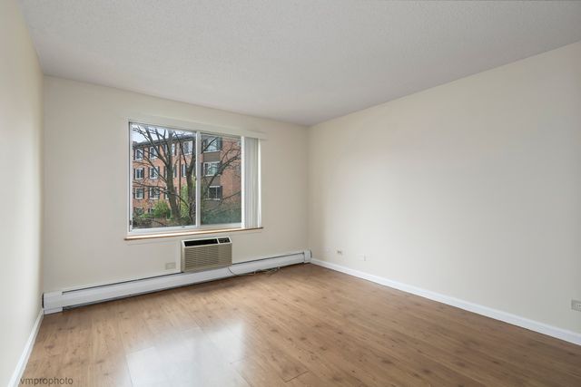 1116 S New Wilke Road 2209, Arlington Heights, IL 60005