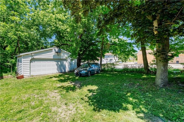 1223 W Wilbeth Road, Akron, OH 44314