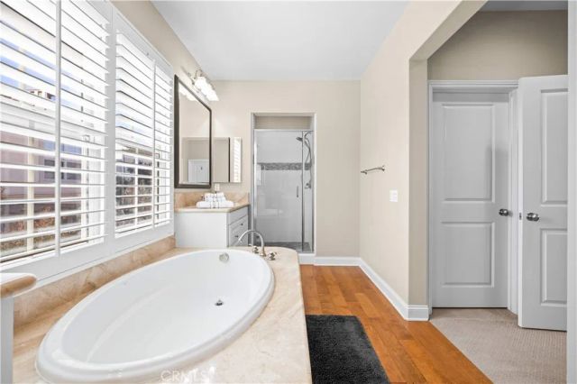 70 Twin Gables, Irvine, CA 92620