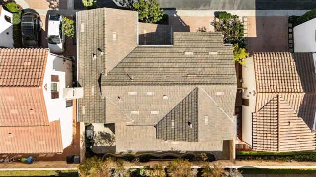 70 Twin Gables, Irvine, CA 92620