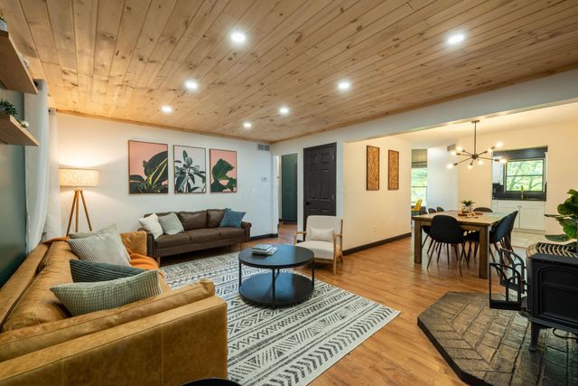 23862 Dunlap Road, Rockbridge, OH 43149