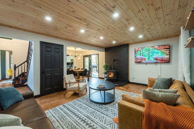 23862 Dunlap Road, Rockbridge, OH 43149