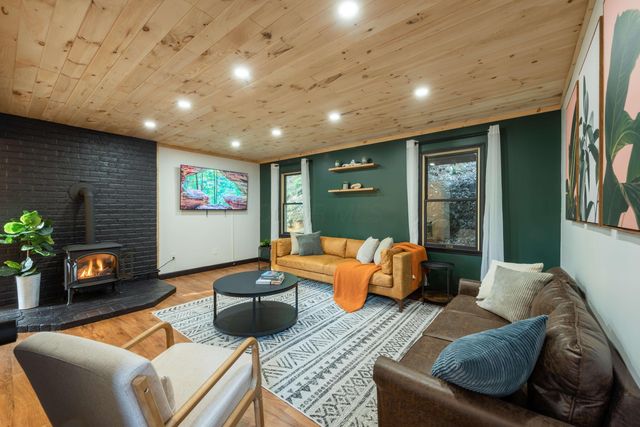 23862 Dunlap Road, Rockbridge, OH 43149