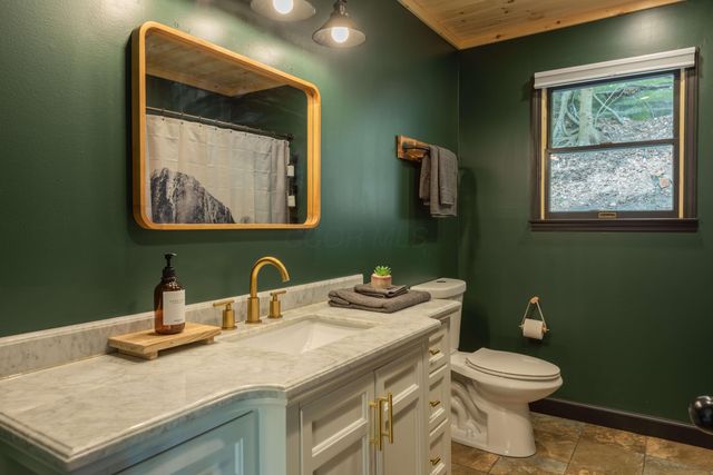 23862 Dunlap Road, Rockbridge, OH 43149