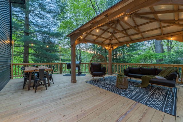 23862 Dunlap Road, Rockbridge, OH 43149