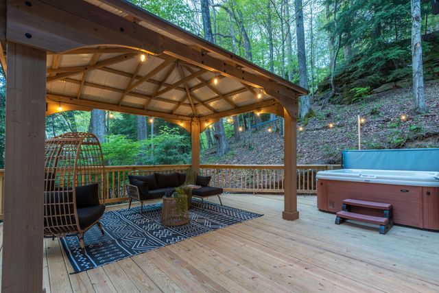 23862 Dunlap Road, Rockbridge, OH 43149