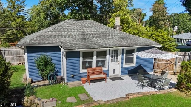 32 Laurel Dr, Jefferson Twp., NJ 07438