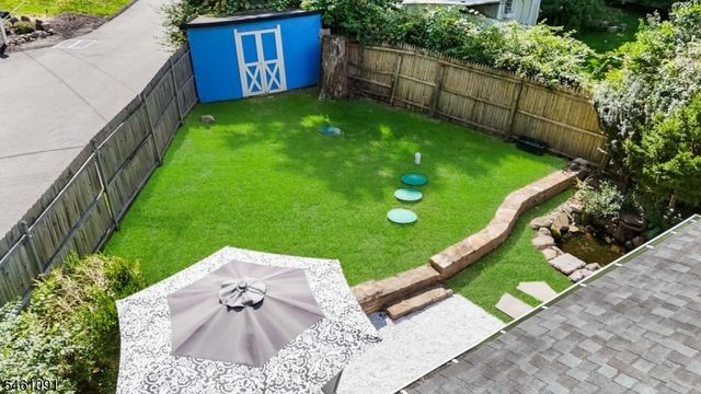 32 Laurel Dr, Jefferson Twp., NJ 07438