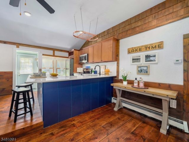 32 Laurel Dr, Jefferson Twp., NJ 07438