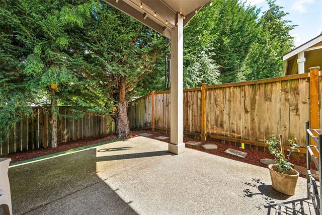 8842 28th Way SE, Olympia, WA 98513