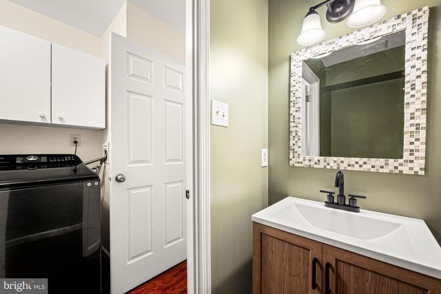 40 MAY APPLE DR, Downingtown, PA 19335