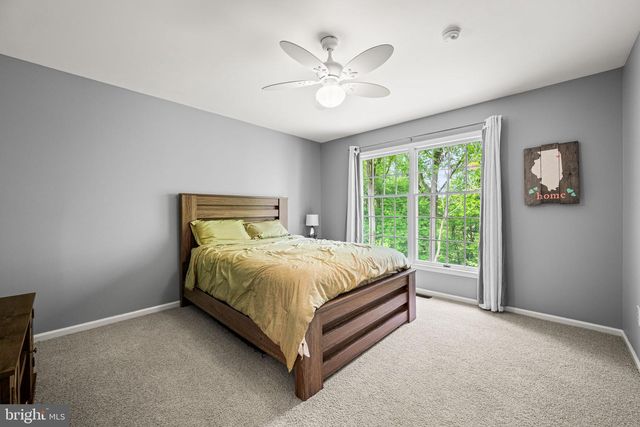 40 MAY APPLE DR, Downingtown, PA 19335