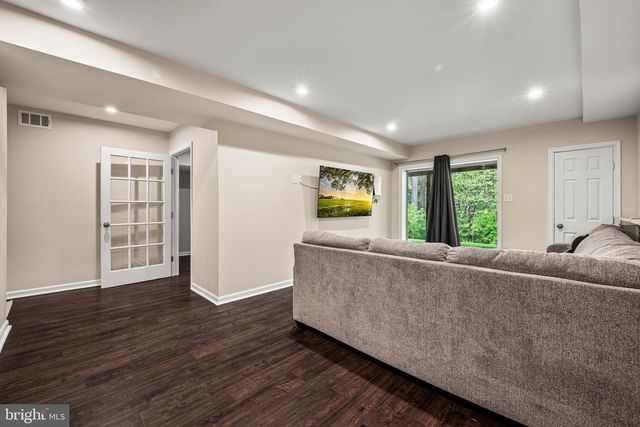 40 MAY APPLE DR, Downingtown, PA 19335