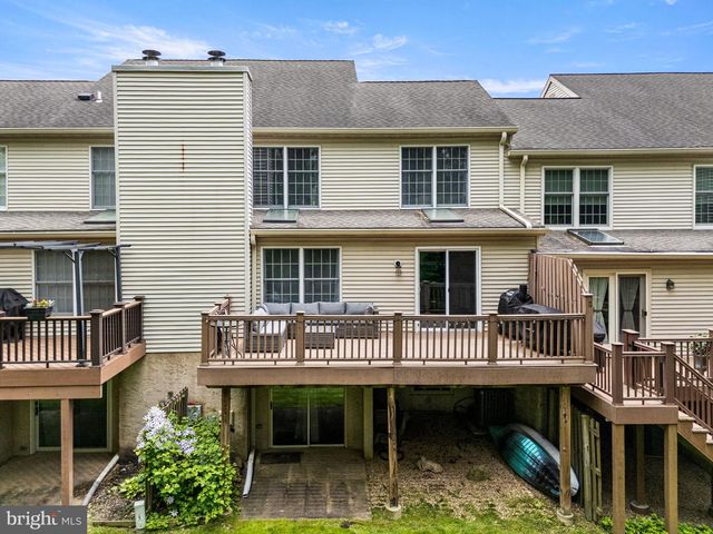 40 MAY APPLE DR, Downingtown, PA 19335
