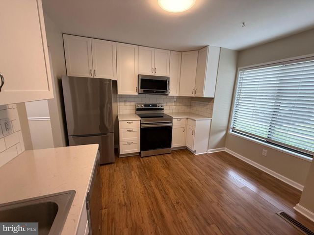 12457 ANDOVER CT, Woodbridge, VA 22192
