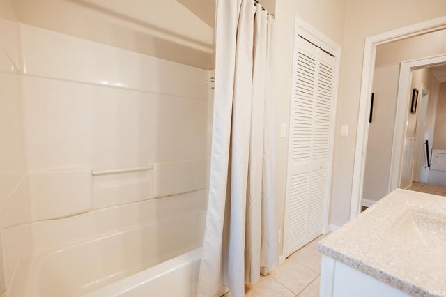 1660 Lincoln Avenue, Evansville, IN 47714