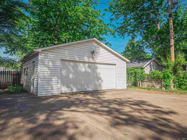 1660 Lincoln Avenue, Evansville, IN 47714